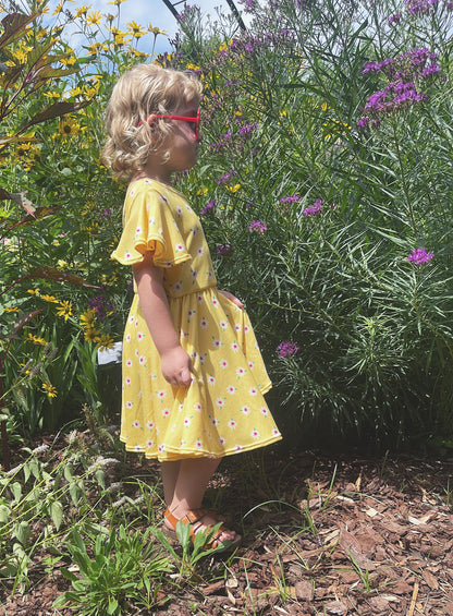 Dancing Daisies Twirly Dress
