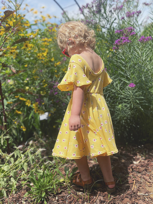 Dancing Daisies Twirly Dress