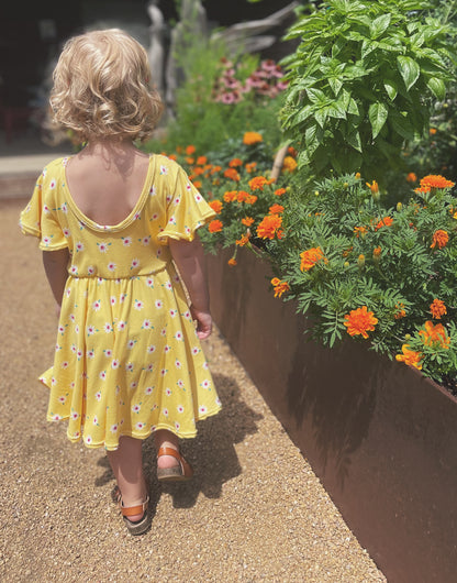 Dancing Daisies Twirly Dress