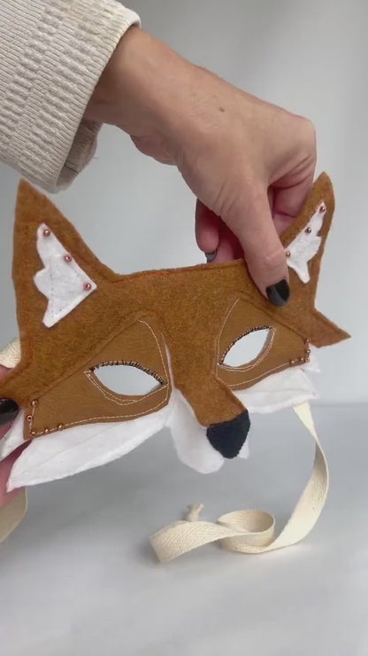 Clever Foxling Felt Mask